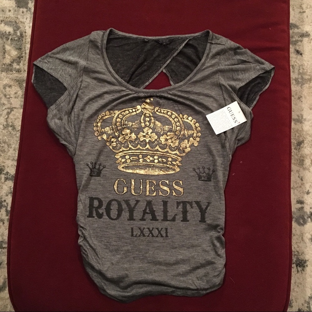 Guess t-shirt, size S